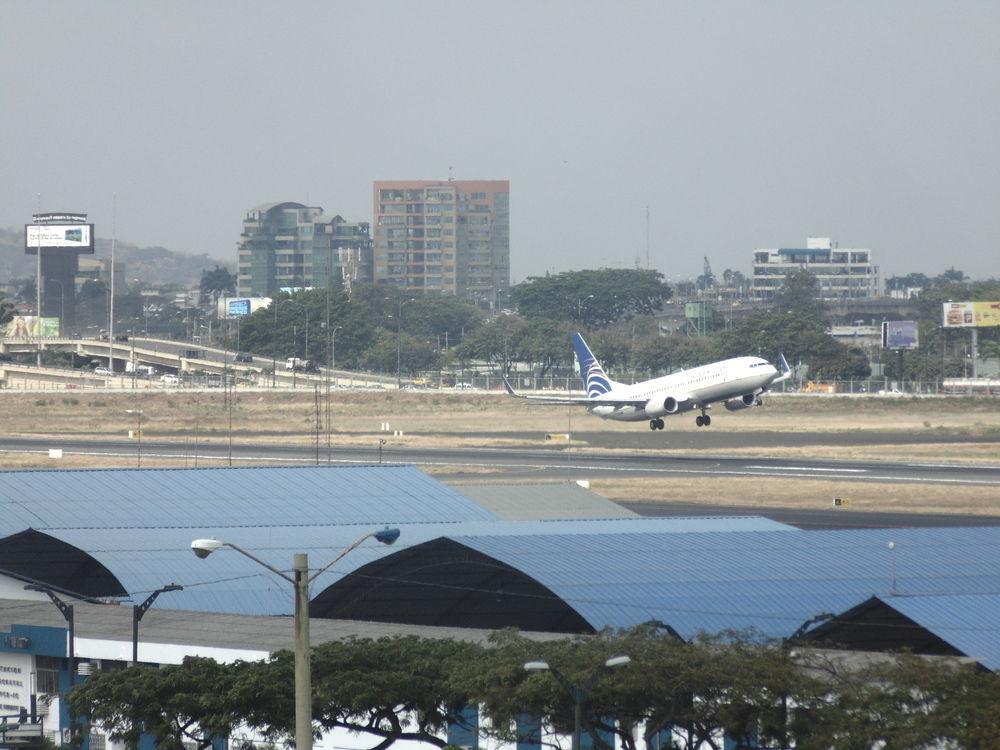 Hm International Hotel Guayaquil Bagian luar foto